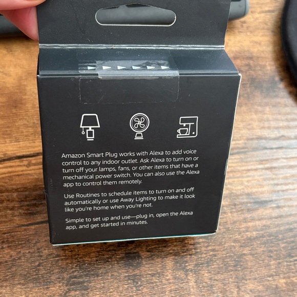 Amazon Smart Plug -NEW - Picture 3 of 4